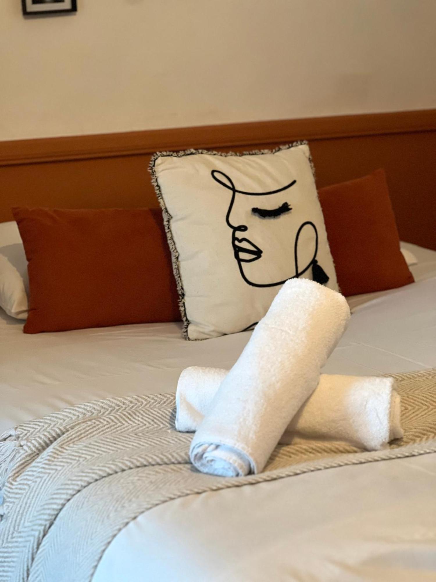 Le Chalotais, Hyper Centre De Rennes Apartment Екстериор снимка